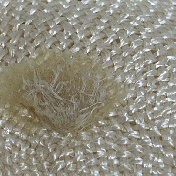 Vintage Exclusive Flo-Denis Cream Hat - Picture 8 of 9